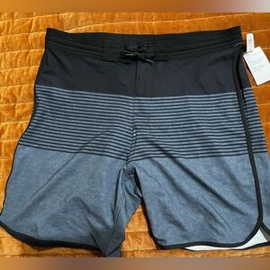 NWT Black Striped Block Old Navy UPF 40 Size 38 Swim Shorts